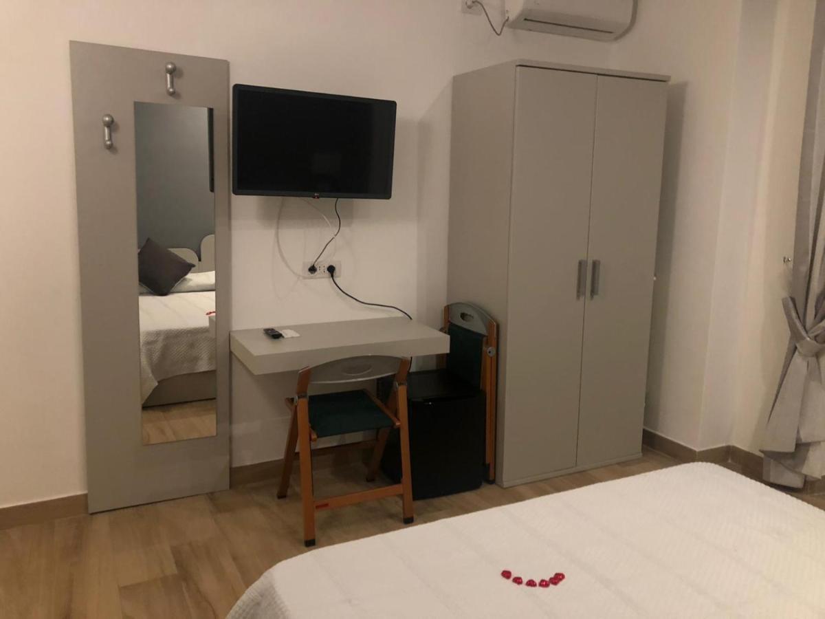 B&B Bethel Napoli ภายนอก รูปภาพ